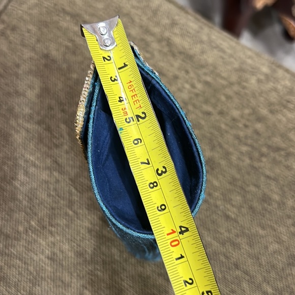 2 chic - Picture 8 of 9